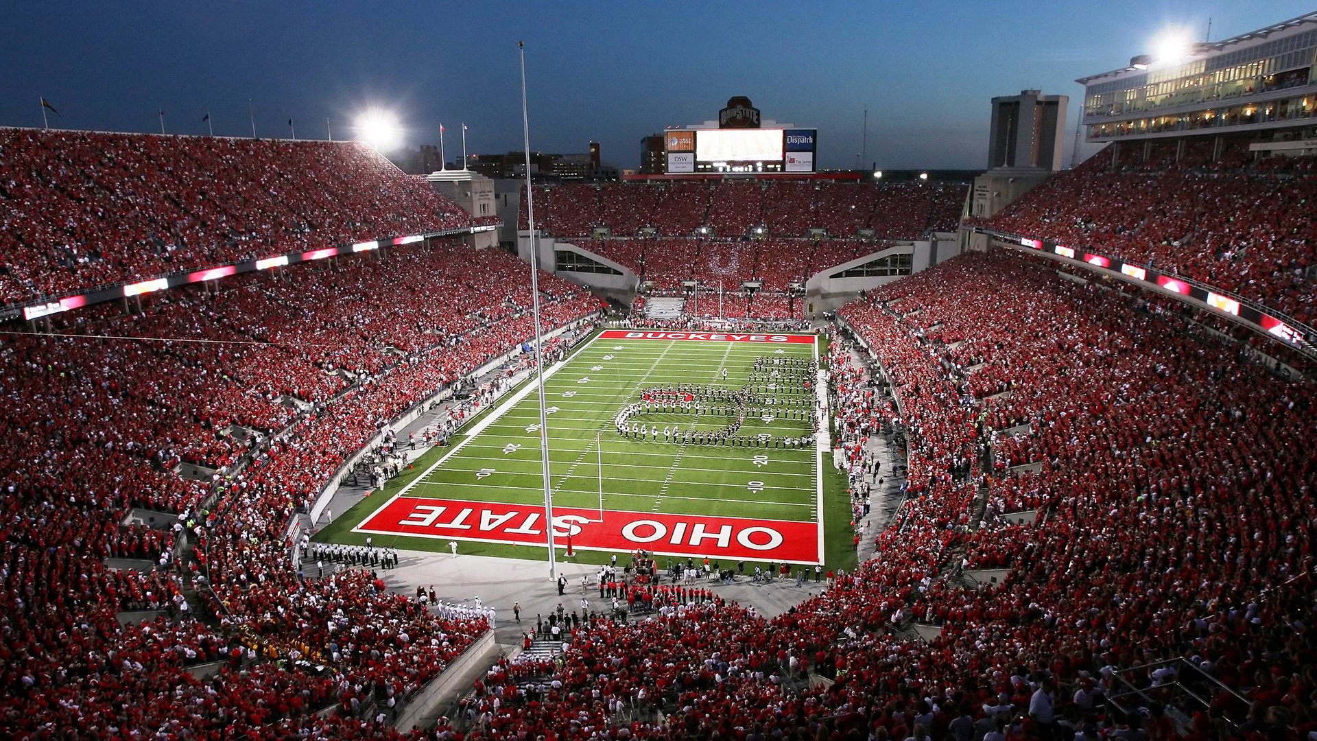 中场压迫人数是否影响控球比与射门机会,中场控制